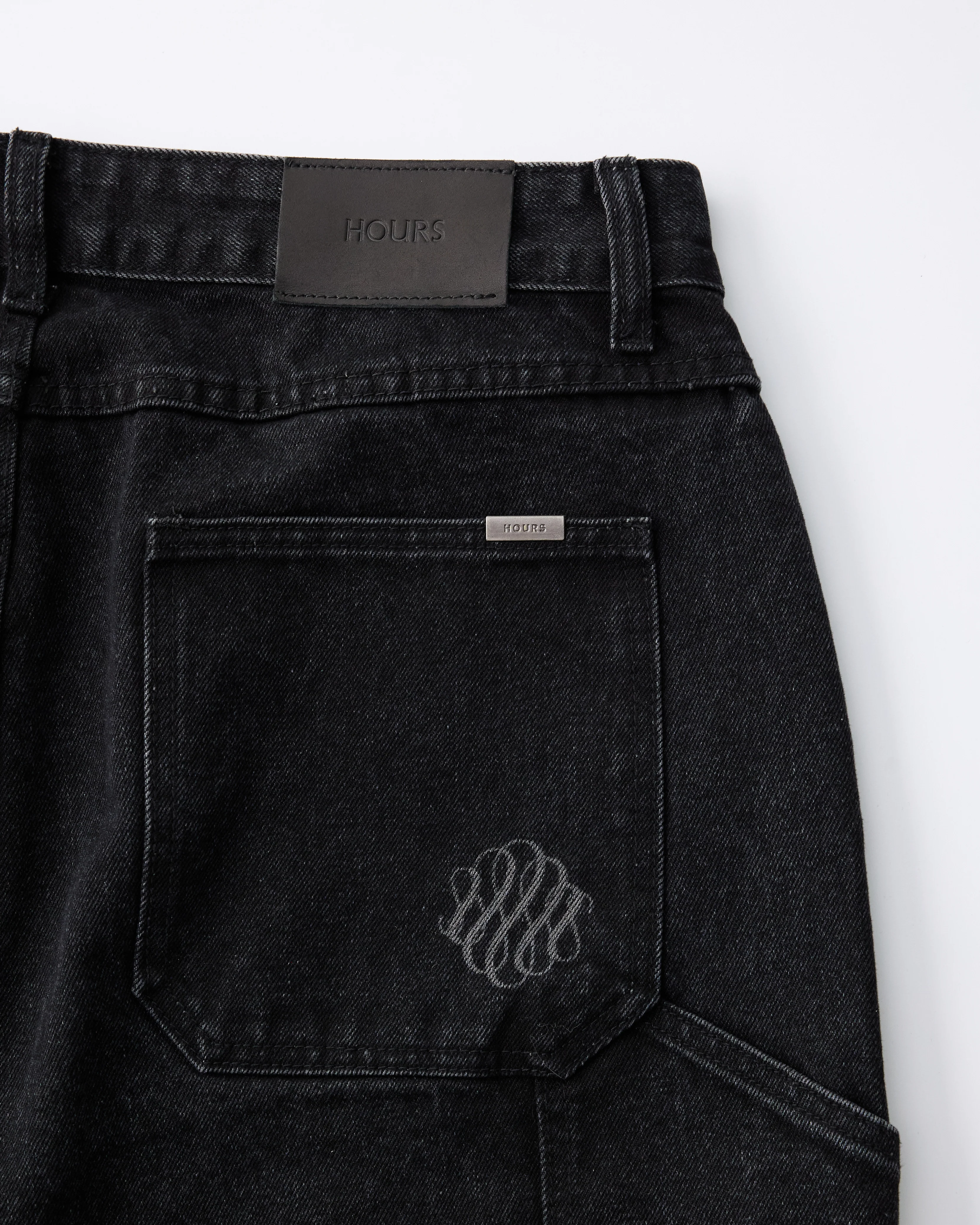 Baggy Denim Shorts - Washed Black - Image 7