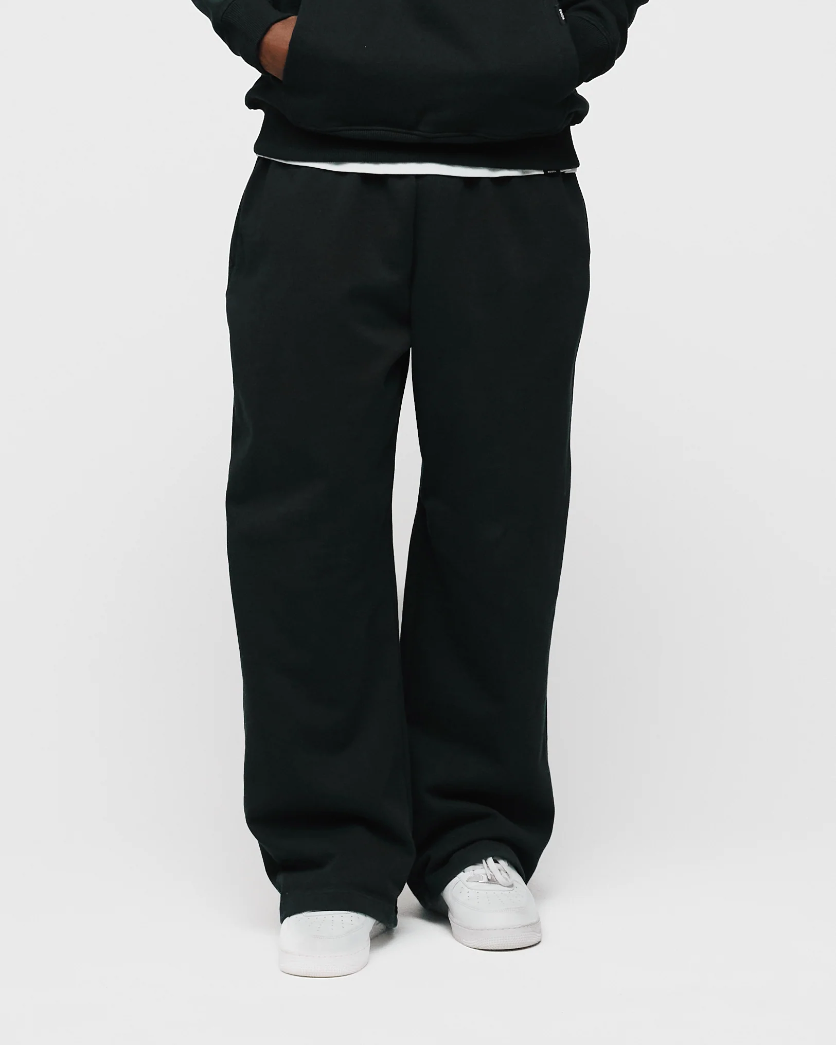 Baggy Sweatpants - Black - Image 3
