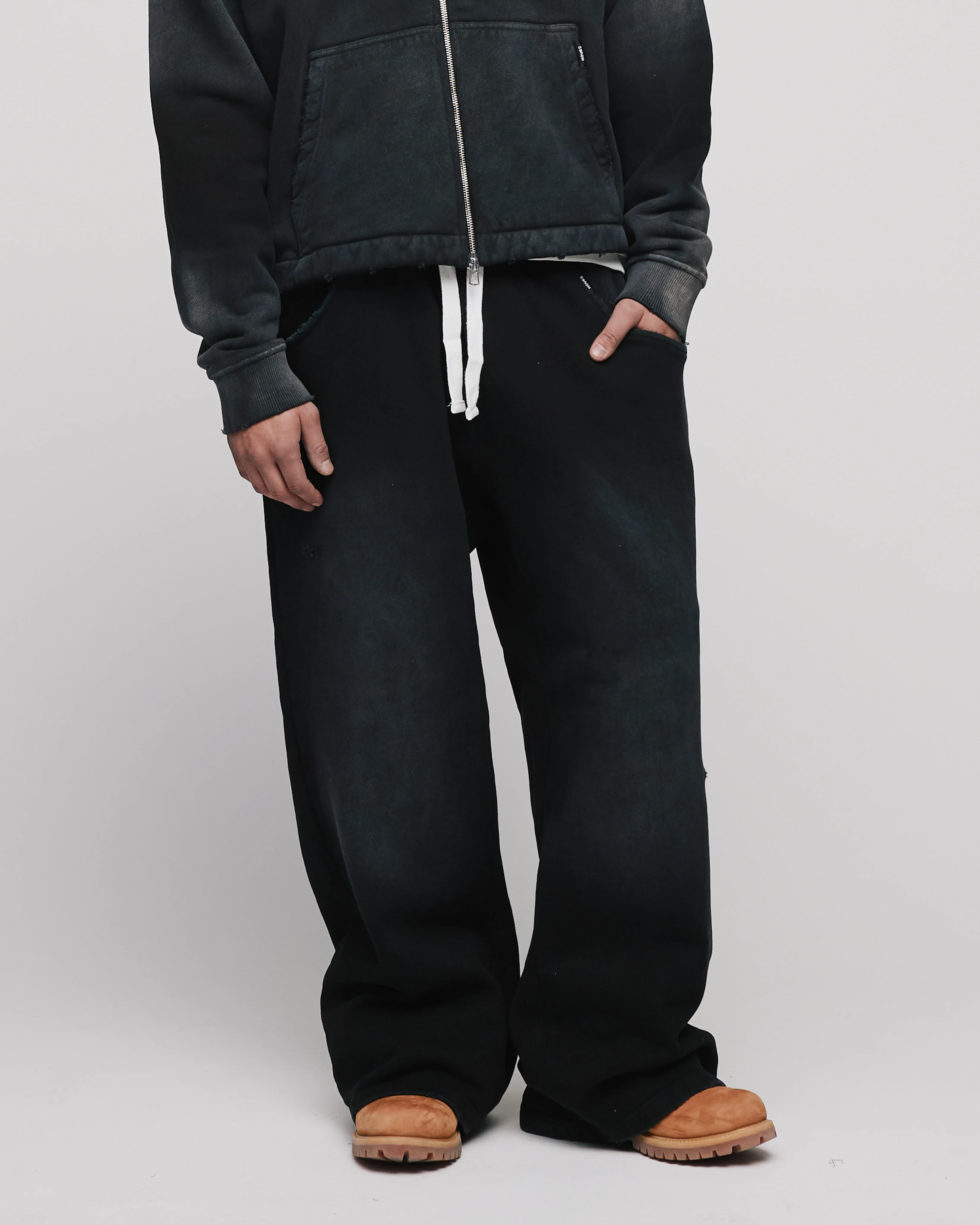 Baggy Sweatpants - Sunfaded Black - Image 4