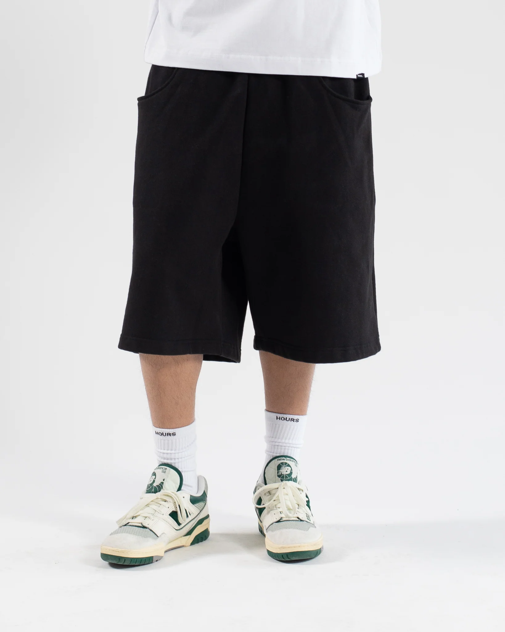 Baggy Sweatshorts - Black - Image 4