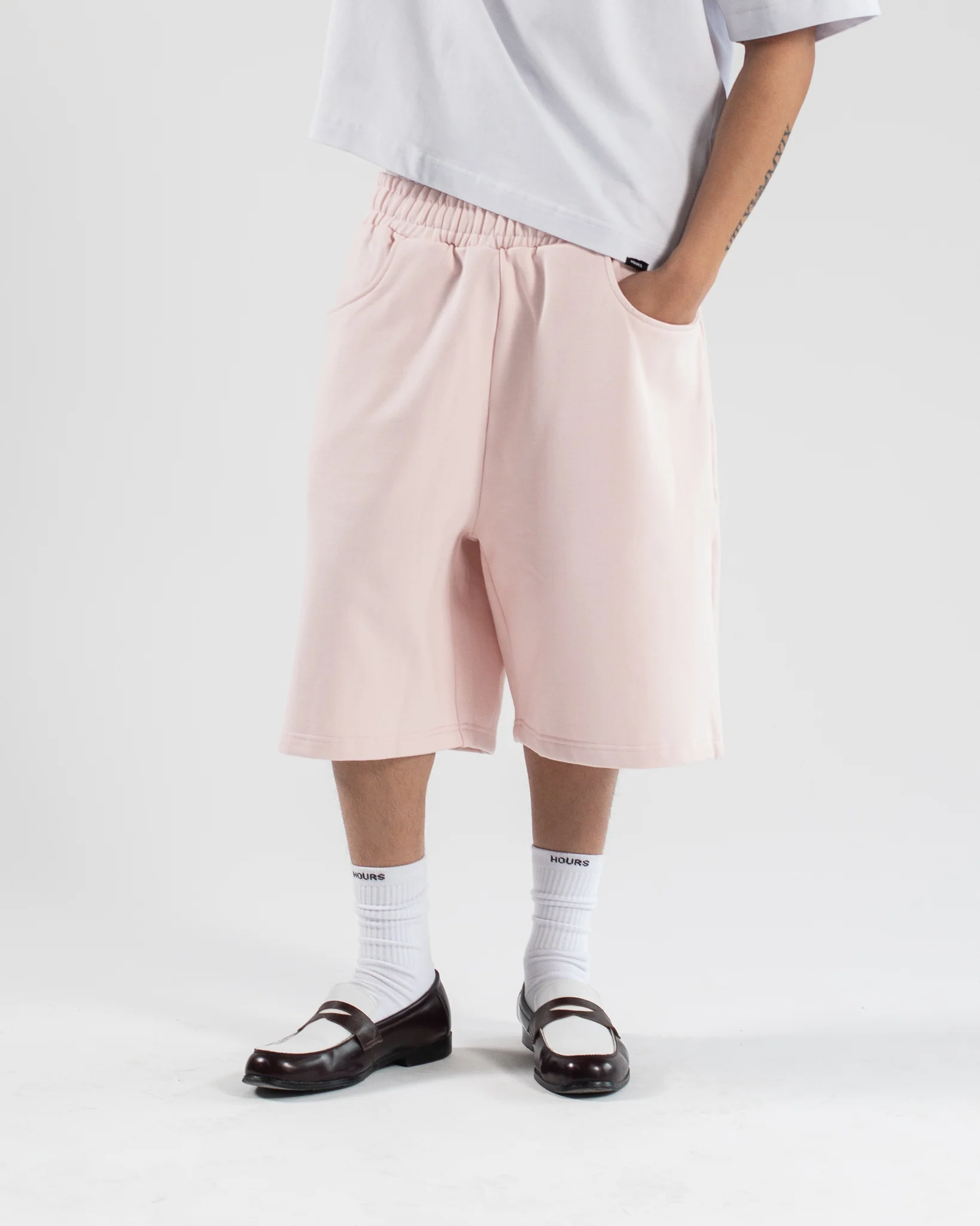 Baggy Sweatshorts - Blush - Image 3