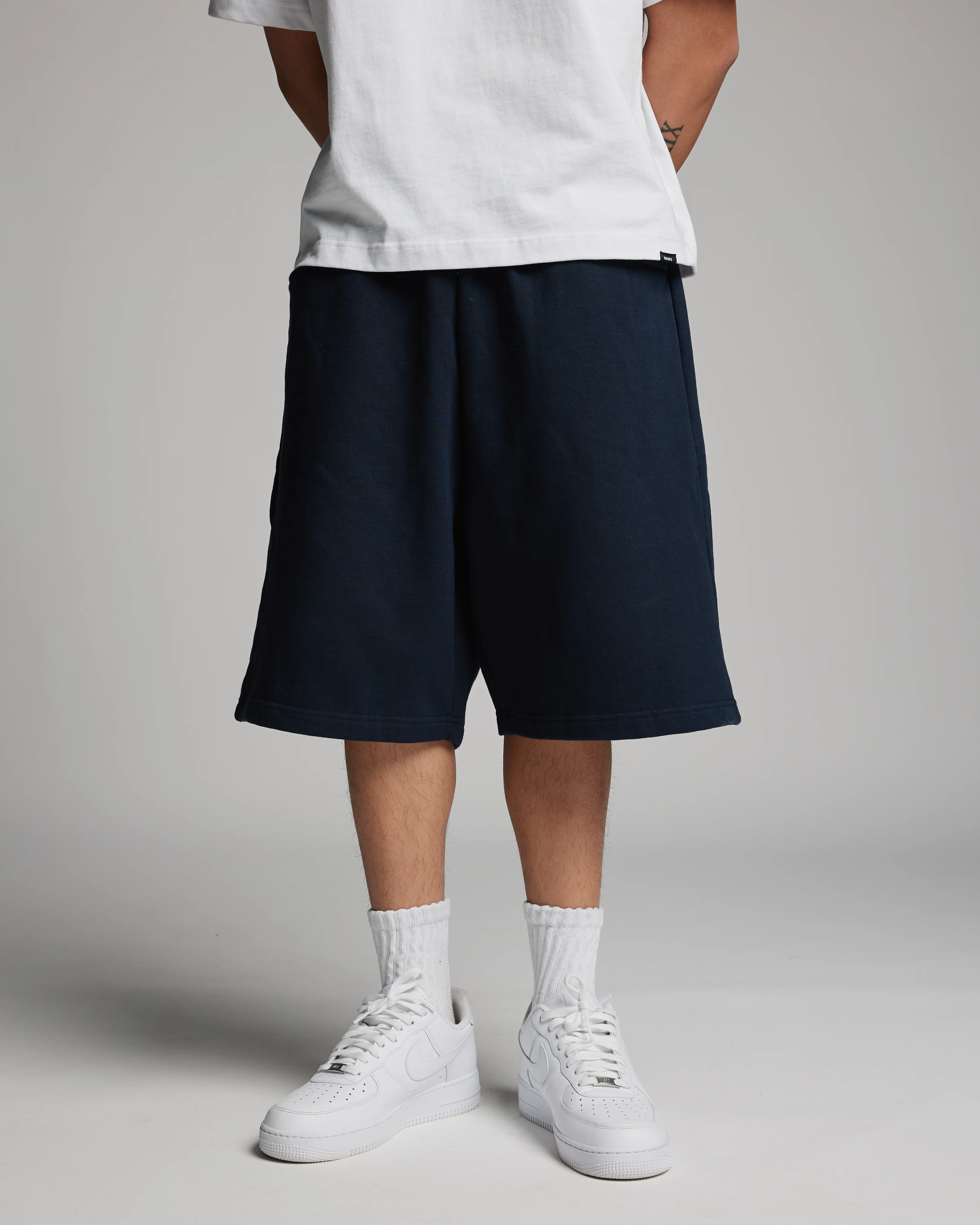 Baggy Sweatshorts - Navy - Image 5