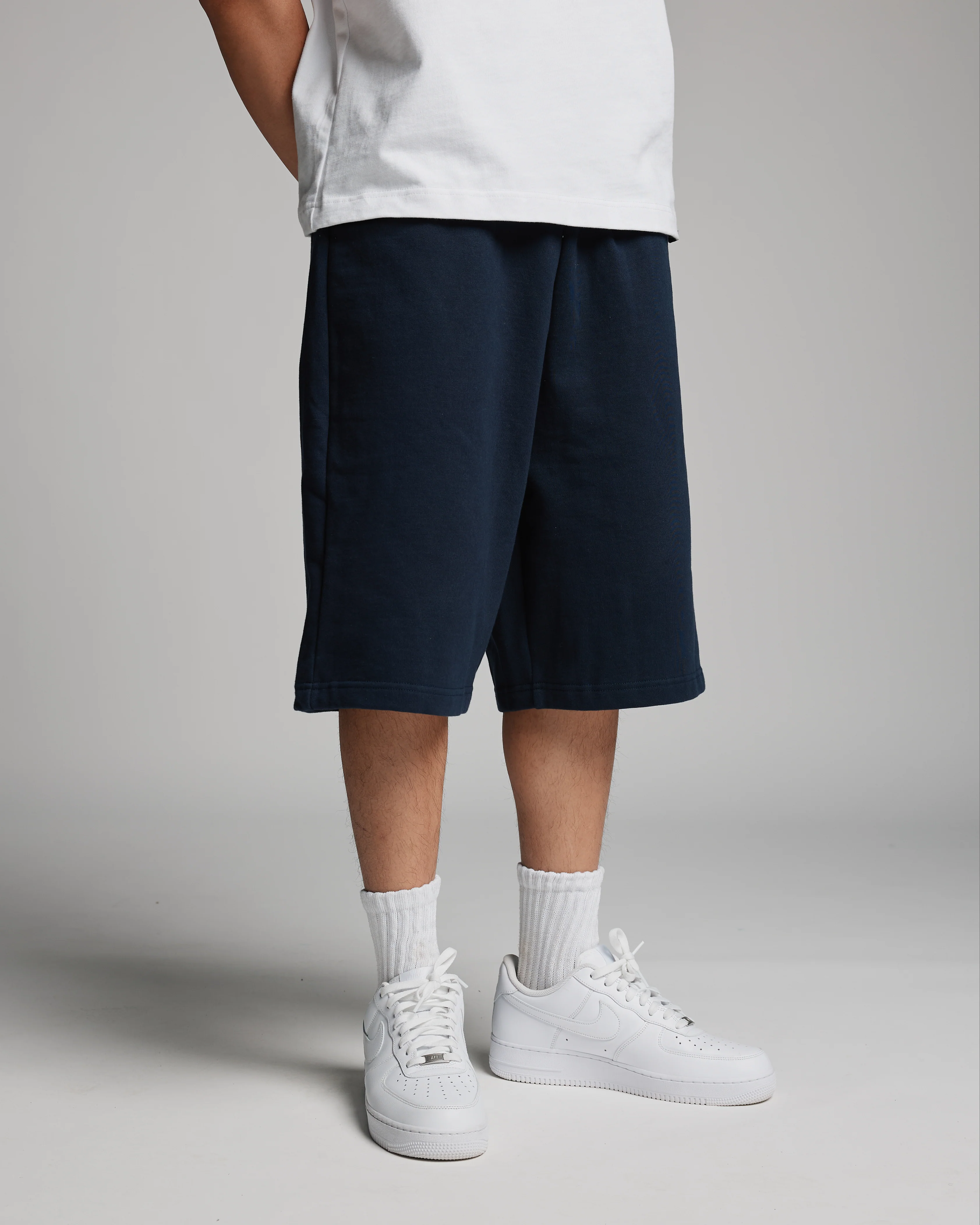 Baggy Sweatshorts - Navy - Image 6