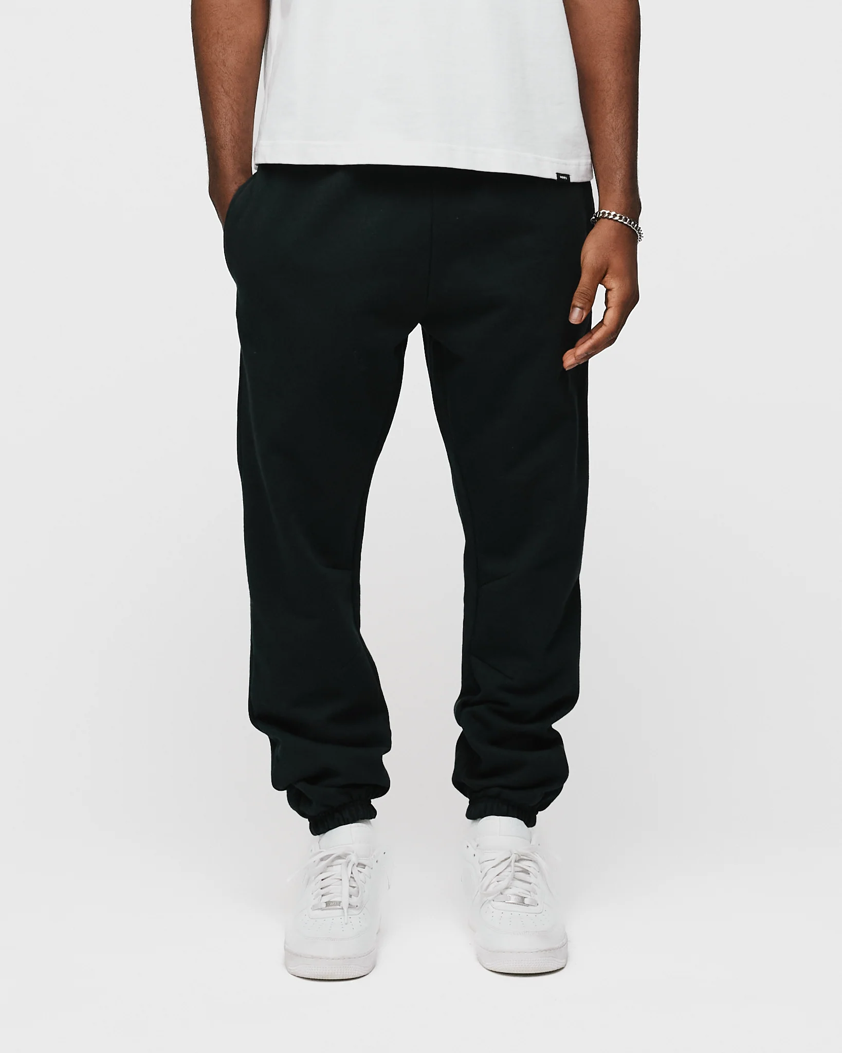Classic Sweatpants - Black - Image 3