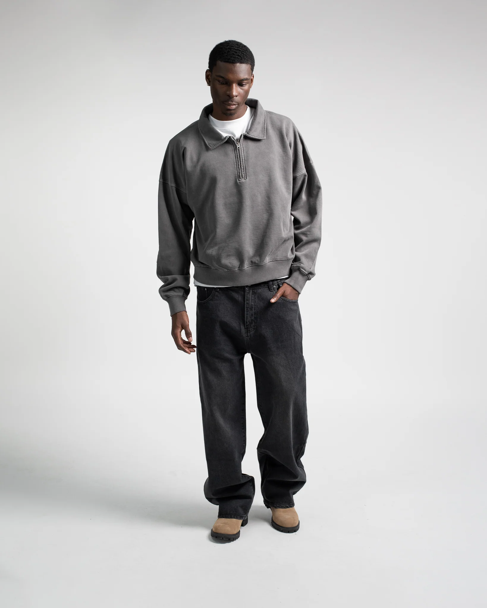 Cropped 1/4 Zip - Vintage Grey - Image 2