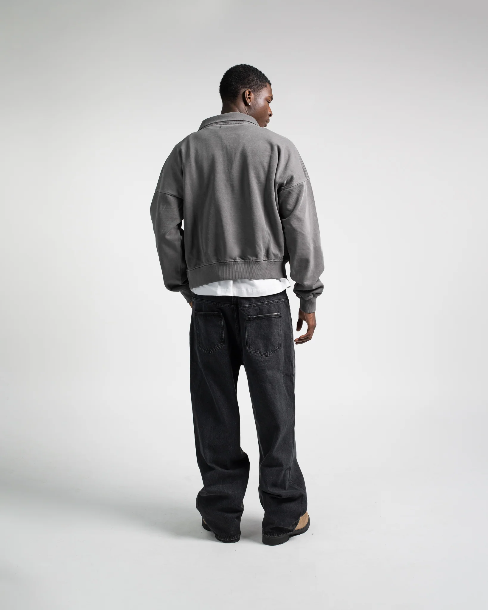 Cropped 1/4 Zip - Vintage Grey - Image 5