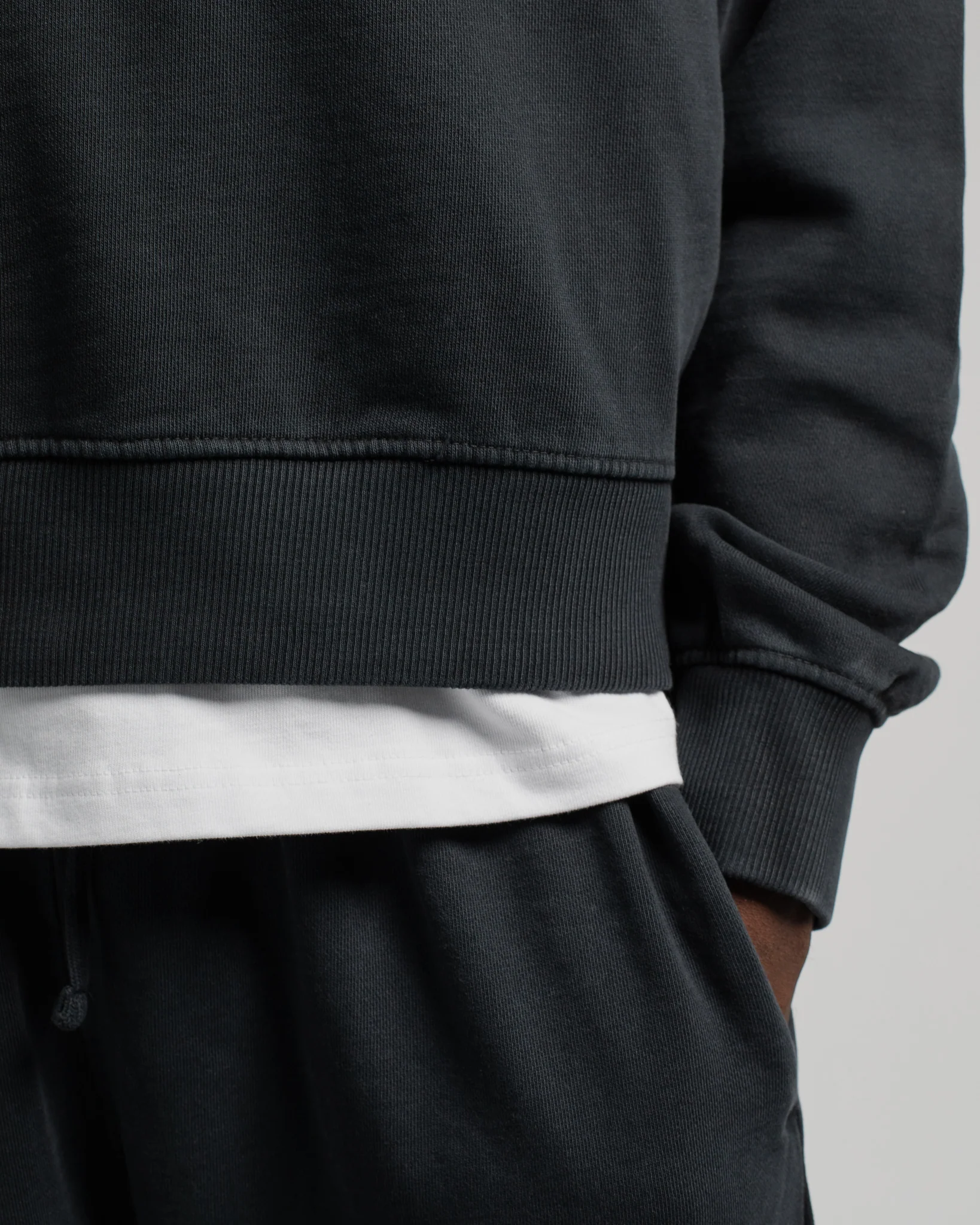 Cropped Crewneck - Vintage Black - Image 3