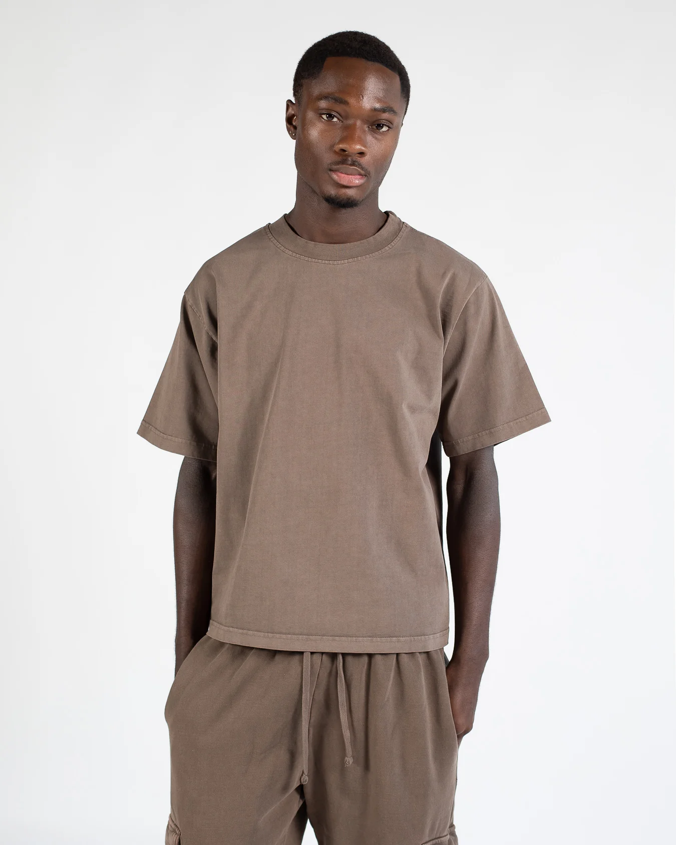 Cropped T-Shirt - Vintage Brown - Image 5
