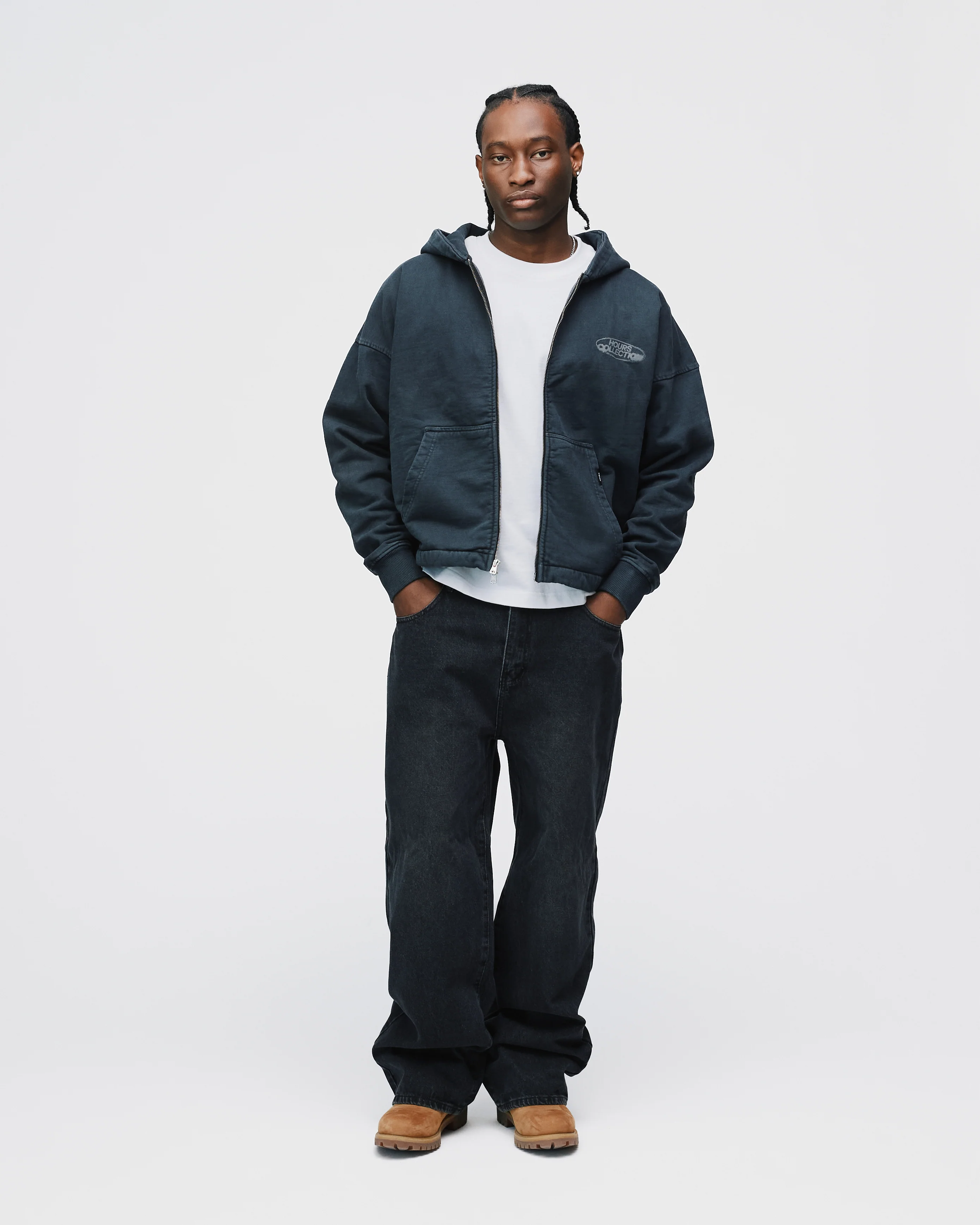 Mind Connection Cropped Zip Hoodie - Vintage Black - Image 4