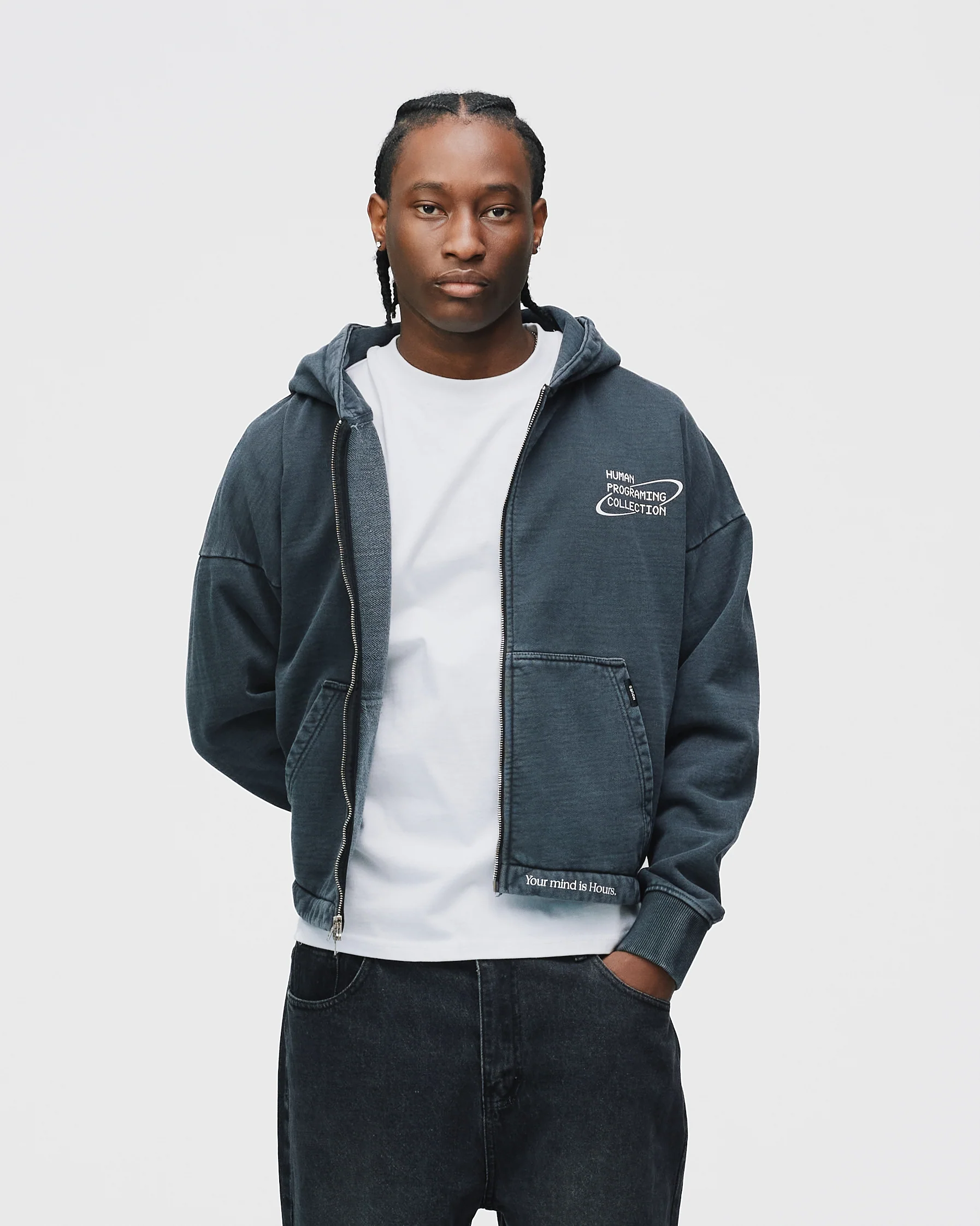 Mind is Hours Cropped Zip Hoodie - Vintage Black - Image 4