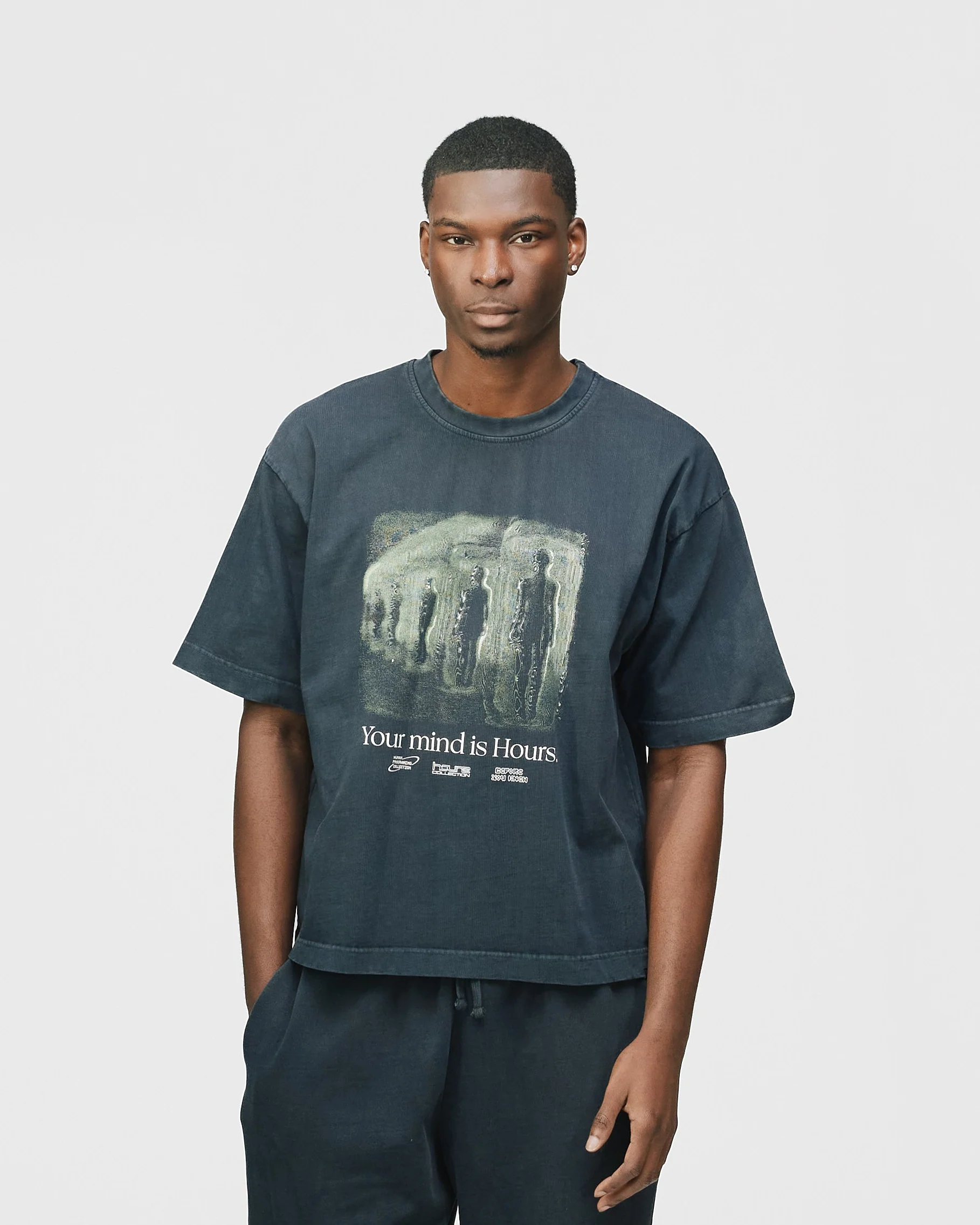 Mind is Hours Cropped T-Shirt - Vintage Black - Image 3