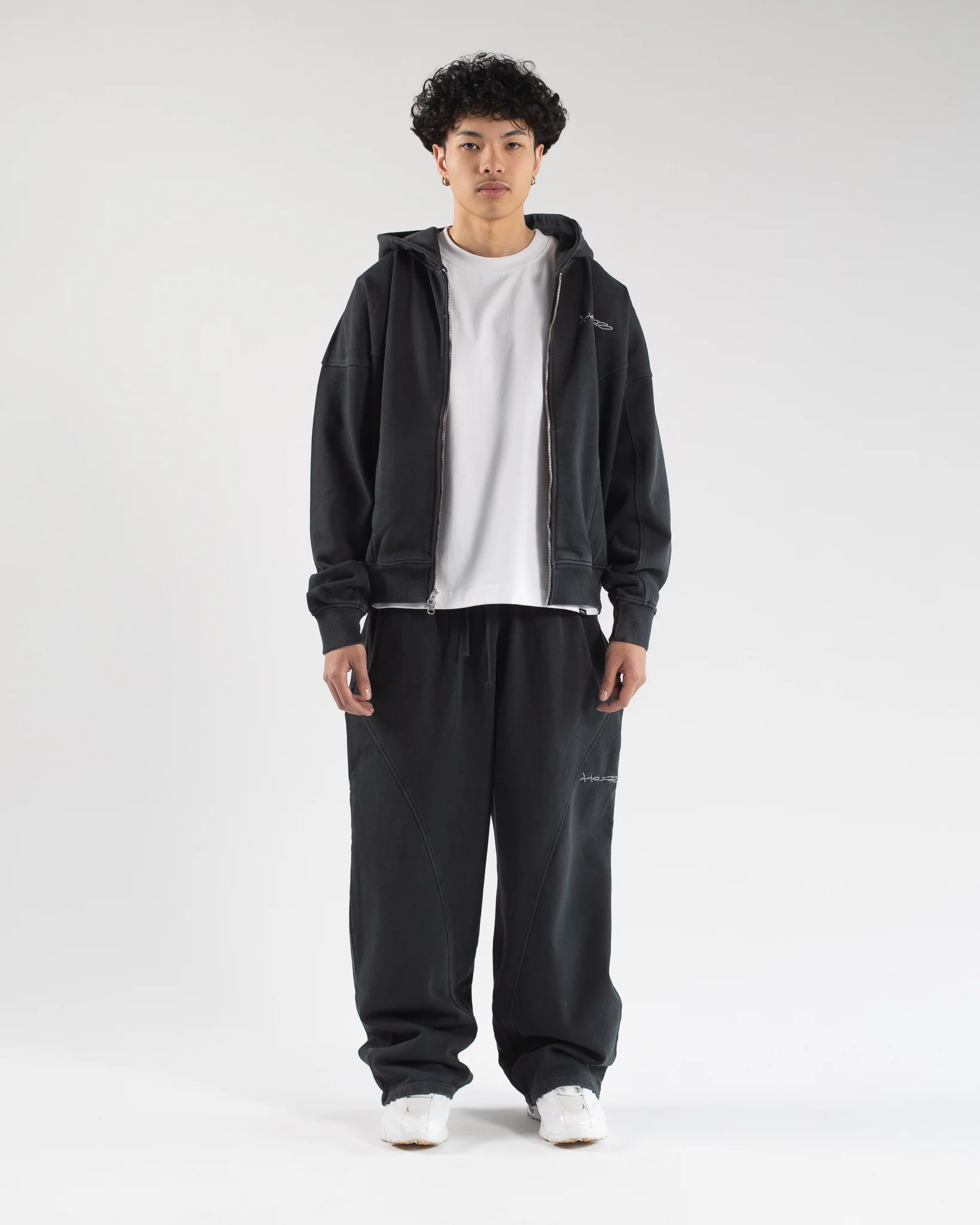 Signature Baggy Sweatpants - Vintage Black - Image 2