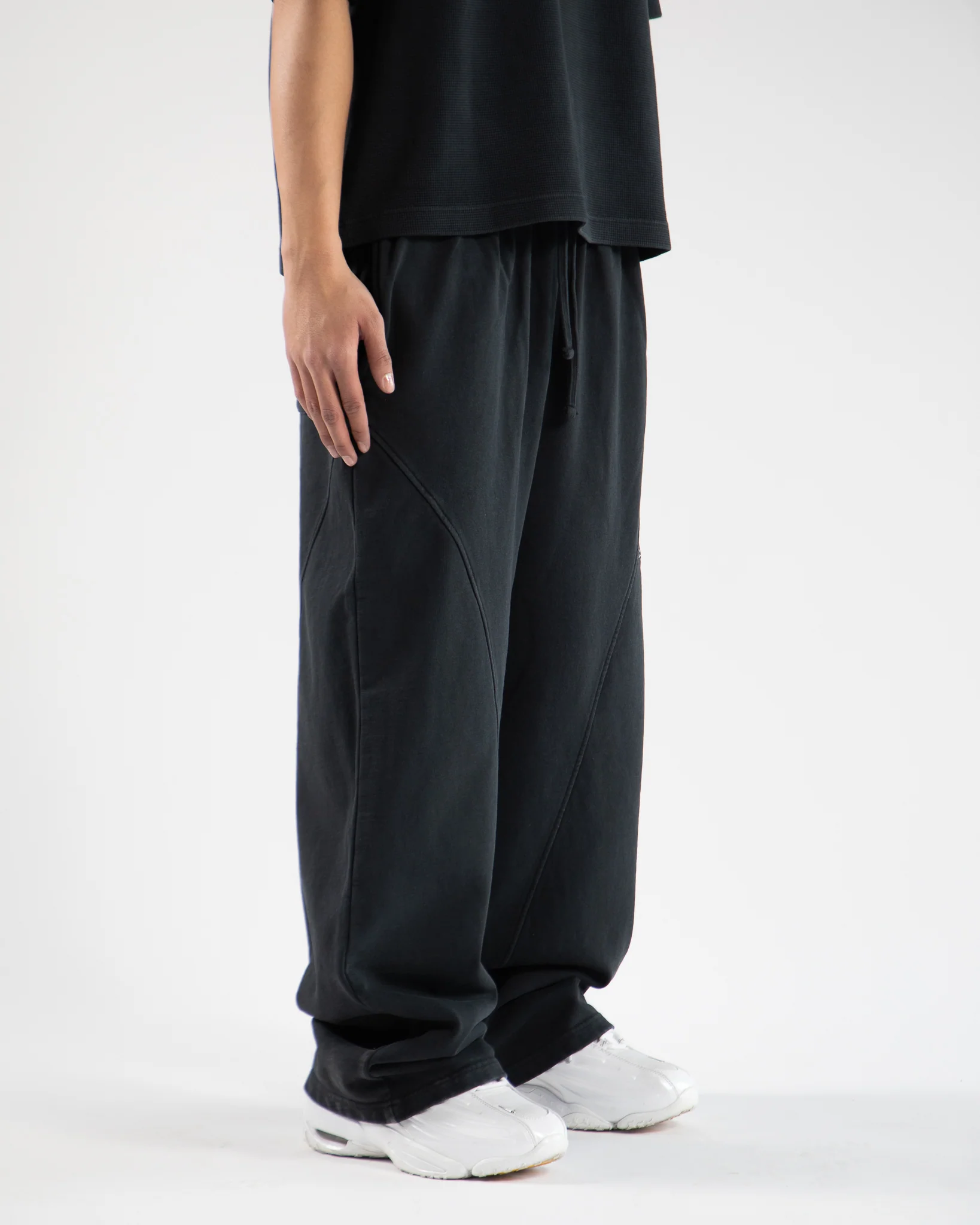 Signature Baggy Sweatpants - Vintage Black - Image 6