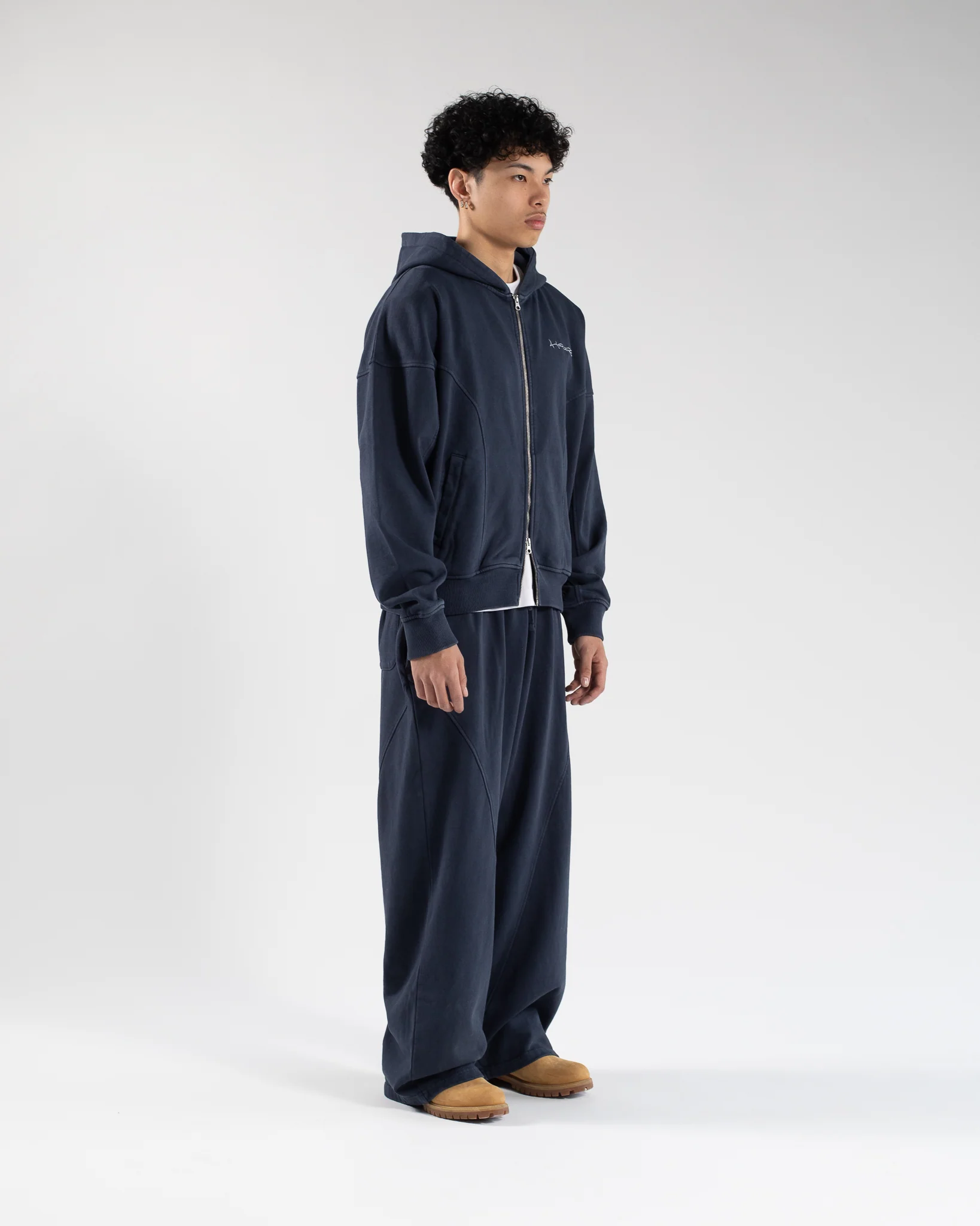 Signature Baggy Sweatpants - Vintage Navy - Image 3