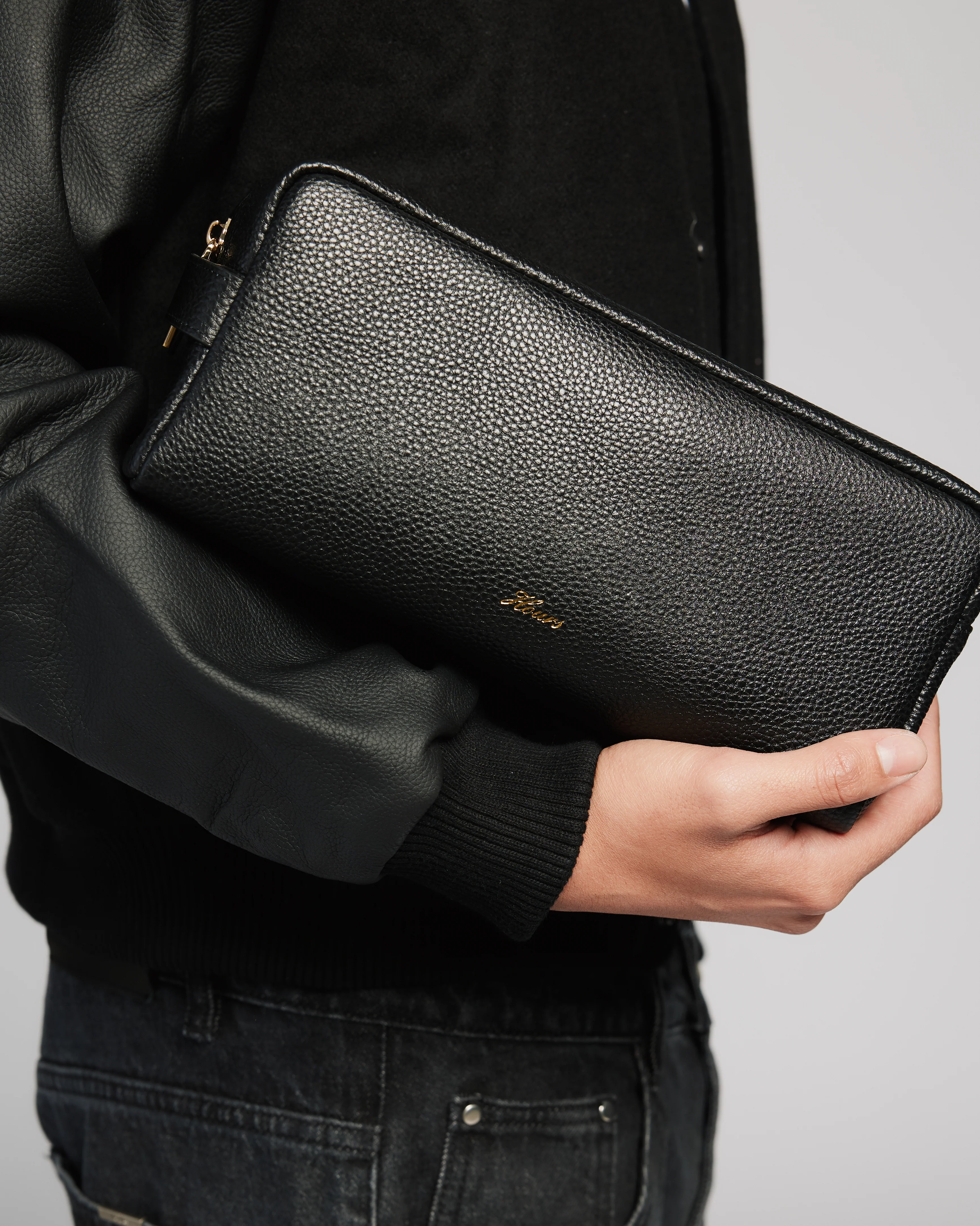 Signature Travel Bag - Black - Image 2